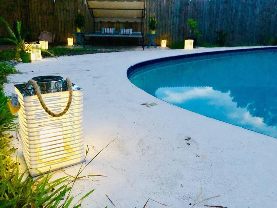 Paradise Hideaway Entire Guest Home Near Beach Clearwater Exterior photo